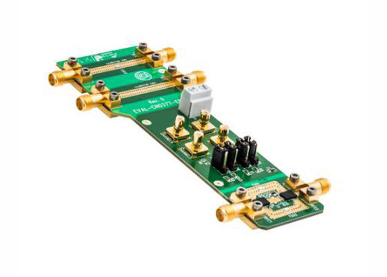 EVAL-CN0377-EB1Z راه حل های جاسازی شده 0Hz تا 14GHz ADGM1304 SP4T Switch Evaluation Board