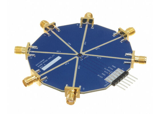 برد ارزیابی سوئیچ SP6T از 700 مگاهرتز تا 3.8 گیگاهرتز برای راهکارهای تعبیه شده SKY13636-695EK1