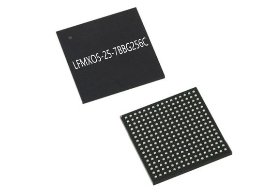 تراشه آرایه گیت قابل برنامه ریزی فیلد 15360KB Flash LFMXO5-25-7BBG256C MachXO5-NX