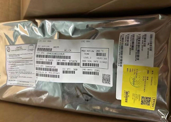 تراشه مدار یکپارچه EP4CE10E22I8LN میدان جاسازی شده برنامه نویسی قابل تنظیم دروازه آرایه 144-LQFP