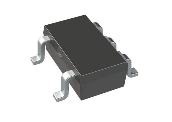 RAA2118054GP3 چیپ مدار یکپارچه 5V 300mA تنظیم کننده مرحله پایین جریان ثابت DC / DC