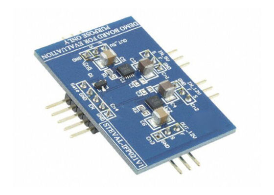 STEVAL-IFP021V1 راه‌حل‌های تعبیه‌شده STEF05 و STEF12 برد نمایشی فیوزهای الکترونیکی