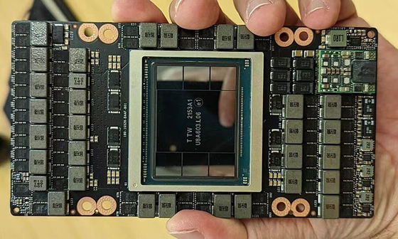 تراشه پردازنده هوش مصنوعی H200 سرعت بالا 141 گیگابایت GPU هسته Tensor برای هوش مصنوعی تولید کننده و HPC