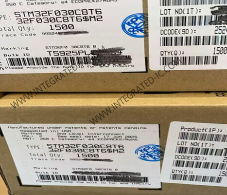 میکروکنترلر ۳۲ بیتی STM32F030C8T6 با هسته ARM Cortex M0 با فرکانس ۴۸ مگاهرتز و ۳۹ پین ورودی/خروجی